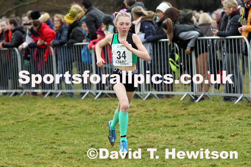 Girls under-13s Northern Cross Country Champs., Camp Hill Estate, Kirklington.  Photo: David T. Hewitson/Sports for All Pics